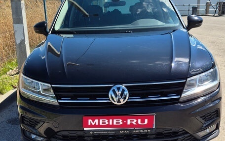 Volkswagen Tiguan II, 2020 год, 2 180 000 рублей, 1 фотография