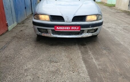 Mitsubishi Carisma I, 2002 год, 81 000 рублей, 1 фотография