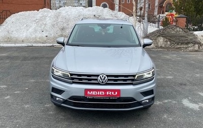 Volkswagen Tiguan II, 2019 год, 3 050 000 рублей, 1 фотография
