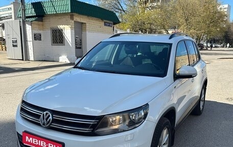 Volkswagen Tiguan I, 2016 год, 1 890 000 рублей, 1 фотография