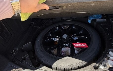 Land Rover Discovery Sport I рестайлинг, 2015 год, 2 300 000 рублей, 10 фотография