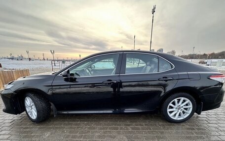 Toyota Camry, 2021 год, 2 650 000 рублей, 3 фотография