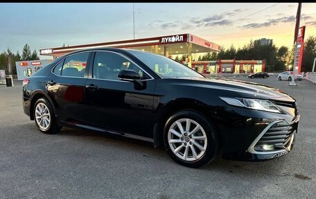 Toyota Camry, 2021 год, 2 650 000 рублей, 5 фотография