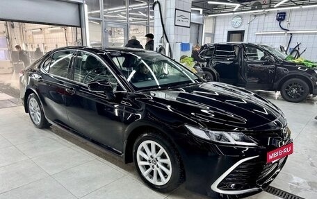 Toyota Camry, 2021 год, 2 650 000 рублей, 15 фотография