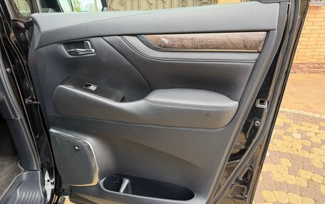 Toyota Alphard III, 2019 год, 4 890 000 рублей, 34 фотография