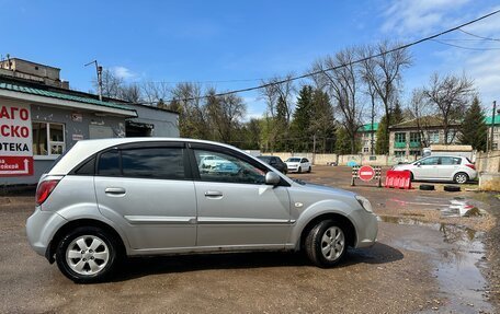 KIA Rio II, 2011 год, 690 000 рублей, 3 фотография