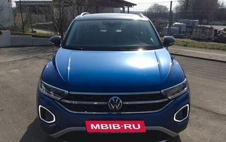 Volkswagen T-Roc I, 2025 год, 3 824 339 рублей, 2 фотография