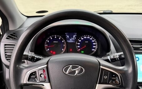 Hyundai Solaris II рестайлинг, 2012 год, 610 000 рублей, 3 фотография