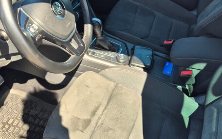 Volkswagen Tiguan II, 2020 год, 2 180 000 рублей, 9 фотография