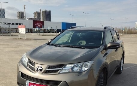 Toyota RAV4, 2013 год, 2 150 000 рублей, 3 фотография