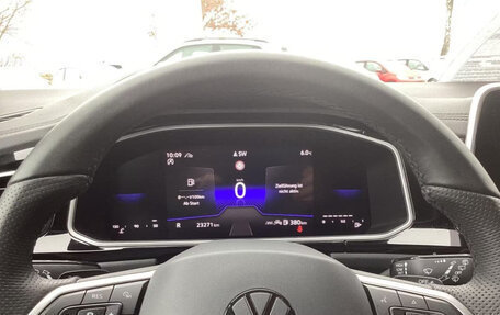 Volkswagen T-Roc I, 2025 год, 3 469 043 рублей, 14 фотография