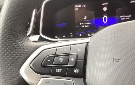 Volkswagen T-Roc I, 2025 год, 3 469 043 рублей, 13 фотография