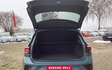 Volkswagen T-Roc I, 2025 год, 3 469 043 рублей, 22 фотография