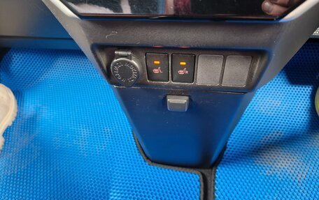 Toyota Tank I, 2017 год, 999 000 рублей, 29 фотография