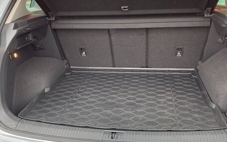 Volkswagen Tiguan II, 2019 год, 3 050 000 рублей, 14 фотография