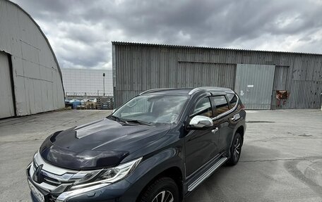 Mitsubishi Pajero Sport III рестайлинг, 2018 год, 3 990 000 рублей, 4 фотография