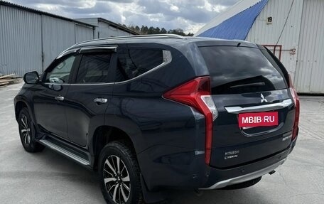 Mitsubishi Pajero Sport III рестайлинг, 2018 год, 3 990 000 рублей, 5 фотография