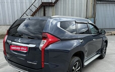 Mitsubishi Pajero Sport III рестайлинг, 2018 год, 3 990 000 рублей, 9 фотография