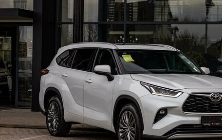 Toyota Highlander, 2026 год, 5 795 000 рублей, 7 фотография