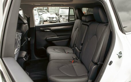 Toyota Highlander, 2026 год, 5 795 000 рублей, 20 фотография