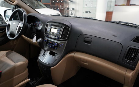 Hyundai H-1 II рестайлинг, 2019 год, 3 479 000 рублей, 19 фотография