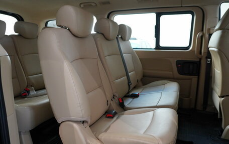 Hyundai H-1 II рестайлинг, 2019 год, 3 479 000 рублей, 15 фотография