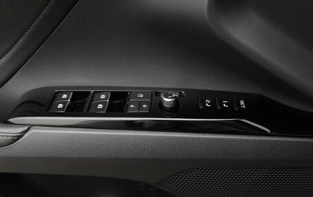 Toyota Camry, 2020 год, 3 550 000 рублей, 7 фотография