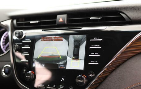 Toyota Camry, 2020 год, 3 550 000 рублей, 23 фотография