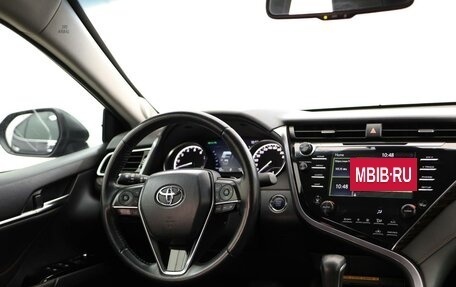 Toyota Camry, 2020 год, 3 550 000 рублей, 18 фотография