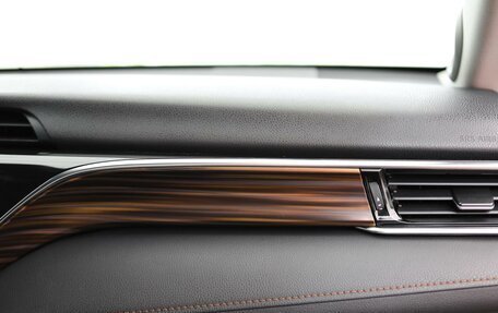 Toyota Camry, 2020 год, 3 550 000 рублей, 24 фотография