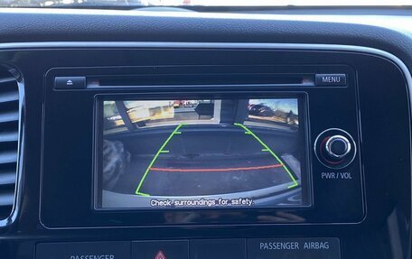 Mitsubishi Outlander III рестайлинг 3, 2015 год, 1 499 000 рублей, 16 фотография