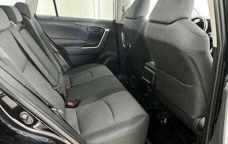 Toyota RAV4, 2021 год, 2 897 000 рублей, 13 фотография