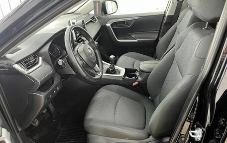 Toyota RAV4, 2021 год, 2 897 000 рублей, 14 фотография