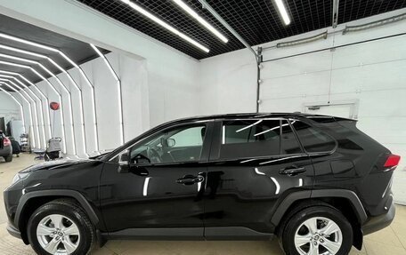 Toyota RAV4, 2021 год, 2 897 000 рублей, 4 фотография