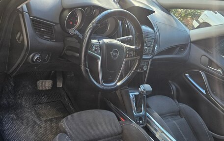 Opel Zafira C рестайлинг, 2013 год, 900 000 рублей, 3 фотография