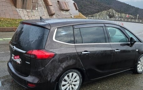 Opel Zafira C рестайлинг, 2013 год, 900 000 рублей, 8 фотография