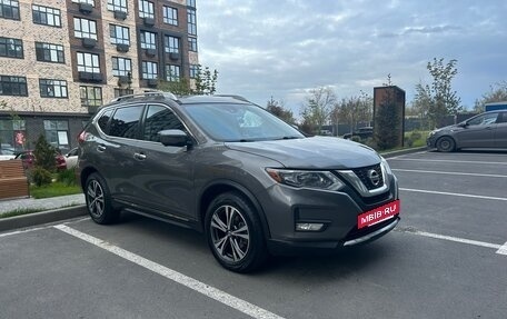 Nissan Rogue II, 2016 год, 1 700 000 рублей, 2 фотография