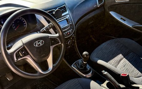 Hyundai Solaris II рестайлинг, 2014 год, 750 000 рублей, 13 фотография