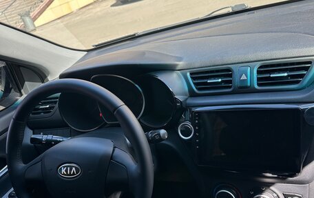 KIA Rio III рестайлинг, 2012 год, 870 000 рублей, 5 фотография