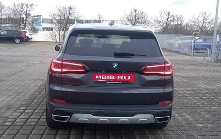 BMW X5, 2020 год, 6 950 000 рублей, 2 фотография