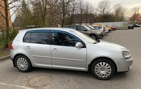 Volkswagen Golf V, 2006 год, 590 000 рублей, 2 фотография