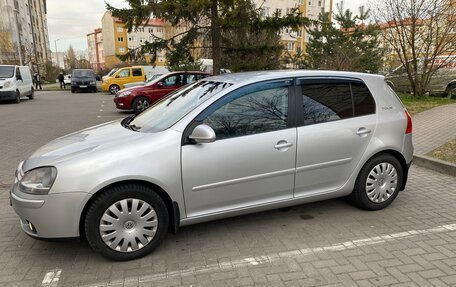 Volkswagen Golf V, 2006 год, 590 000 рублей, 3 фотография