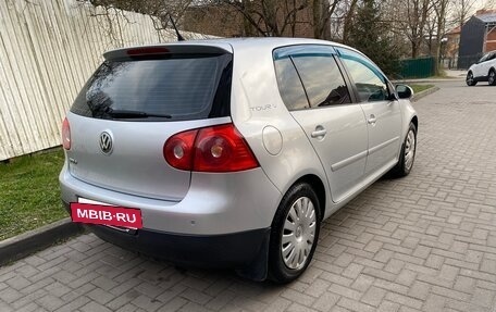 Volkswagen Golf V, 2006 год, 590 000 рублей, 26 фотография