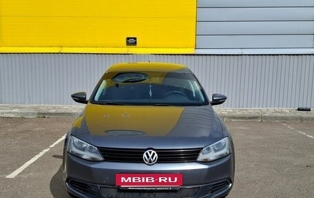 Volkswagen Jetta VI, 2014 год, 1 150 000 рублей, 2 фотография