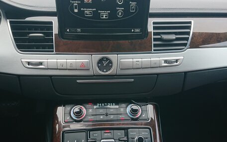 Audi A8, 2014 год, 2 800 000 рублей, 9 фотография