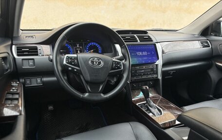 Toyota Camry, 2017 год, 2 499 000 рублей, 8 фотография