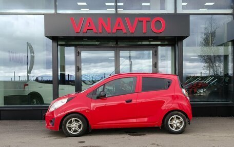 Chevrolet Spark III, 2011 год, 550 000 рублей, 2 фотография