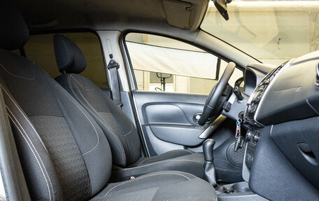 Renault Sandero II рестайлинг, 2016 год, 839 000 рублей, 21 фотография