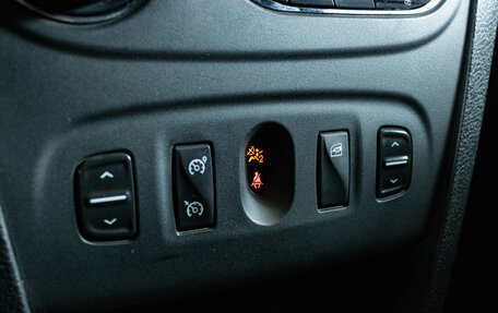 Renault Sandero II рестайлинг, 2016 год, 839 000 рублей, 18 фотография