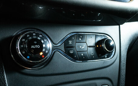 Renault Sandero II рестайлинг, 2016 год, 839 000 рублей, 17 фотография